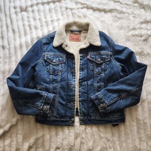 Levis Sherpa Lining Denim Jacket